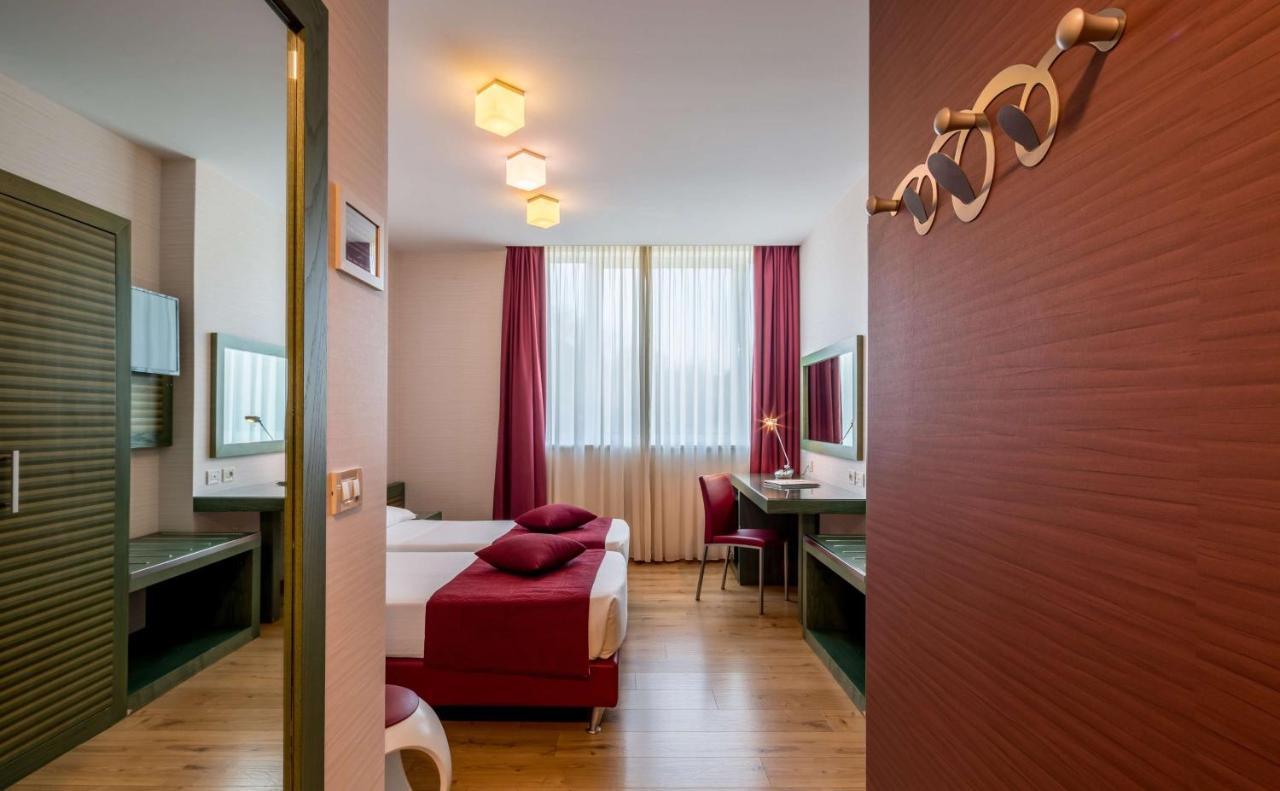 Best Western Ivrea Crystal Palace Banchette D'Ivrea Exteriör bild