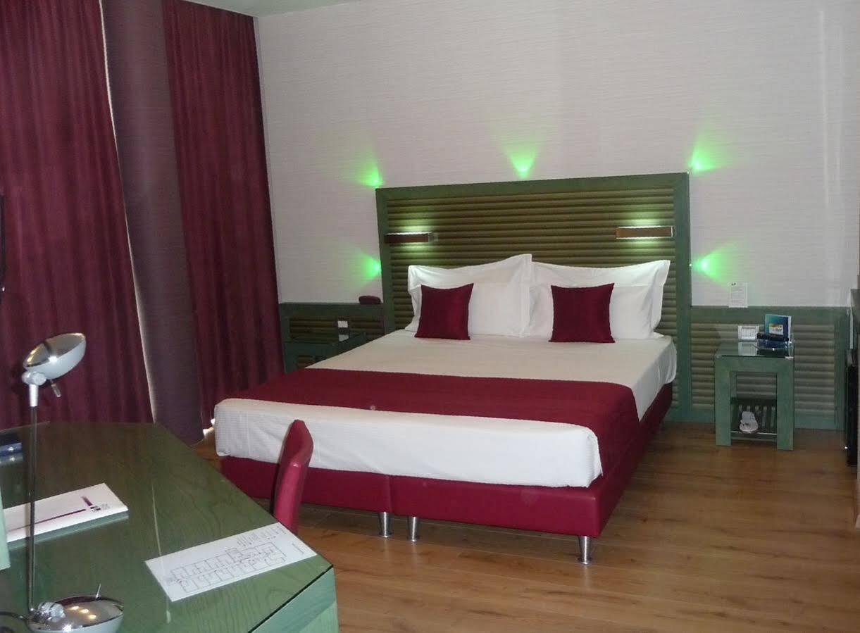 Best Western Ivrea Crystal Palace Banchette D'Ivrea Exteriör bild